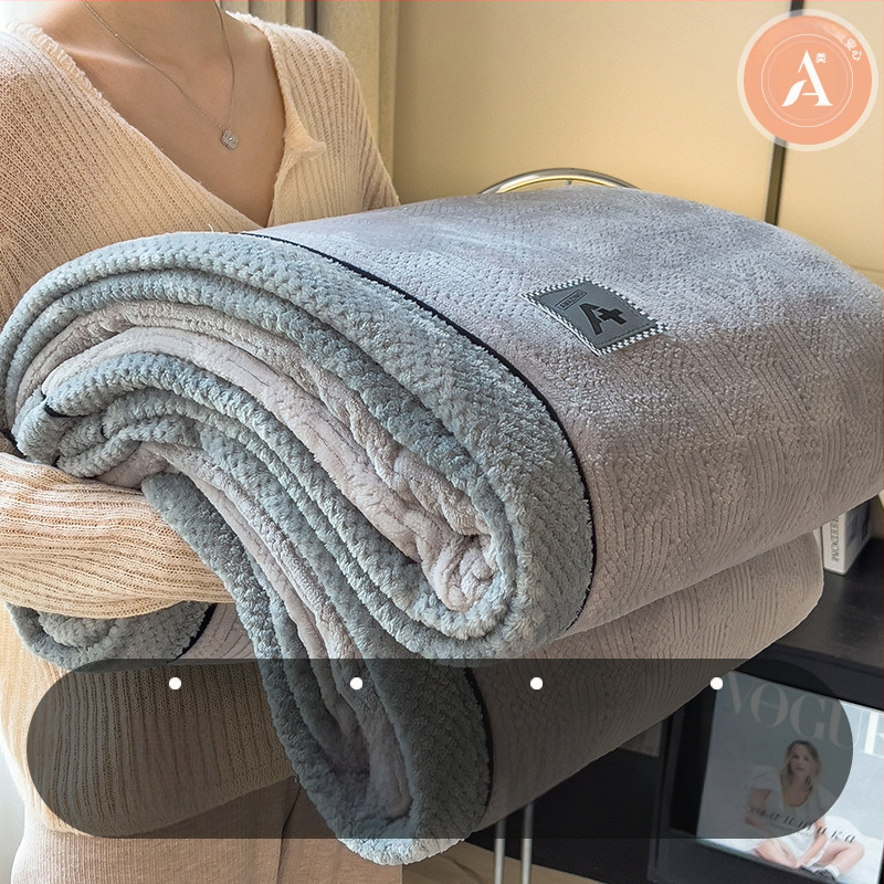 Pletená deka - jednofarebný vzor, flanelová deka, polyesterová vlákna, hmotnosť nad 5000 g, na jeseň a zimu