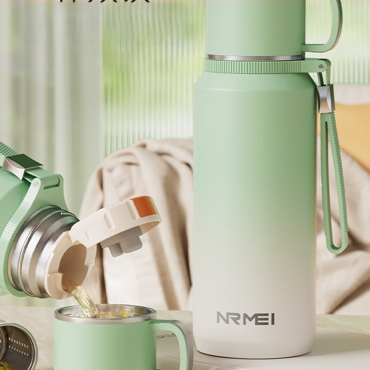 Izolovaný pohár Xiangquan — vnútro z 316 nerezovej ocele, vonkajší plášť z 201 nerezovej ocele, prenosný dizajn, izolácia 0–6 hodín