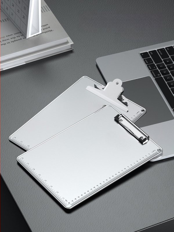 Klipbord s jedným klipom, model 7051C1085-15, materiál akryl