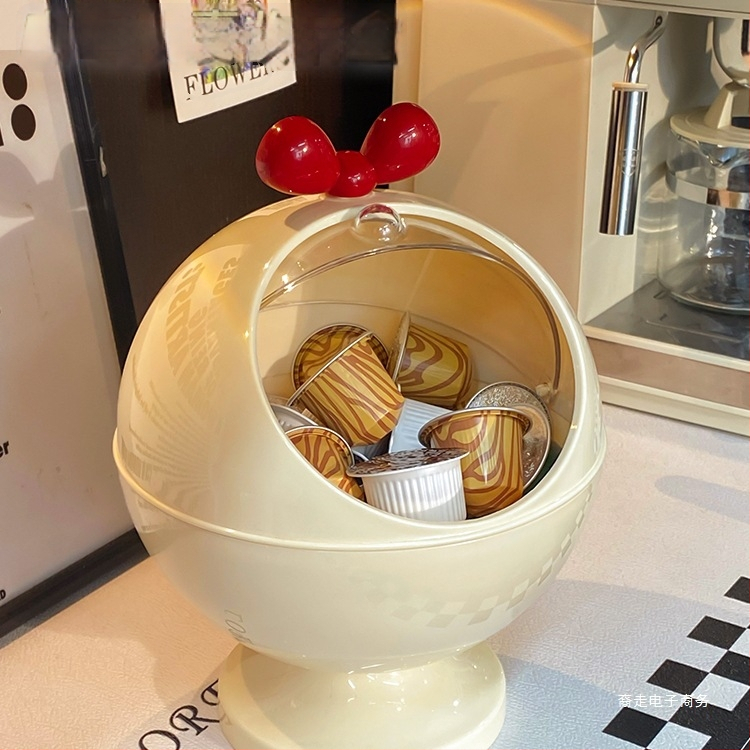 Zásobník na kapsule kávy a tanier na kancelársku špajzu — kreatívny, roztomilý dizajn, uvedené v lete 2020