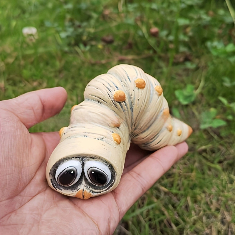 Záhradná dekorácia v tvare húsenice, živica, pastelový štýl, gravírovaný motív