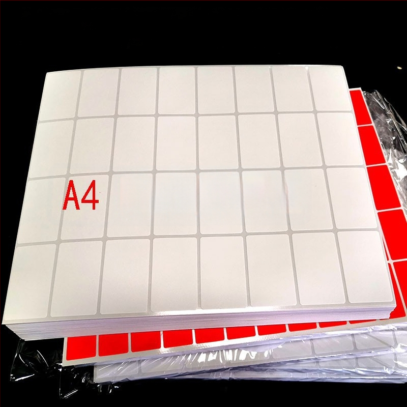 Prispôsobiteľný vodotesný priehľadný vinylový samolepiaci štítok pre inkjet tlač; tvary: štvorcový, obdĺžnikový, oválny, iný; hrúbka 0.1 mm; podklad: Glassine; lepidlo: vodné.