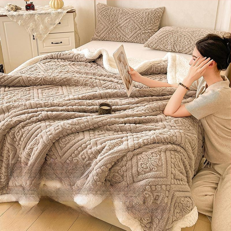 Glow Grass deka Coral Fleece — Polyester, hmotnosť do 300 g, štyri sezóny, vlastné spracovanie