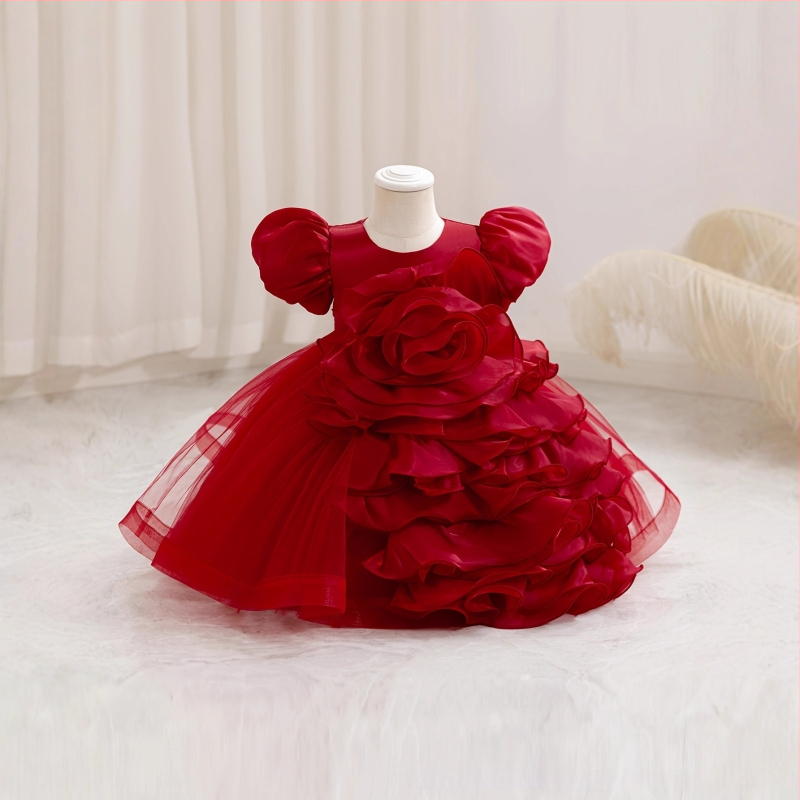 Dievčenské princezné šaty, sieťovinový materiál, hlavný materiál bavlna 95%, podšívka bavlna 20%, štýl: princezná