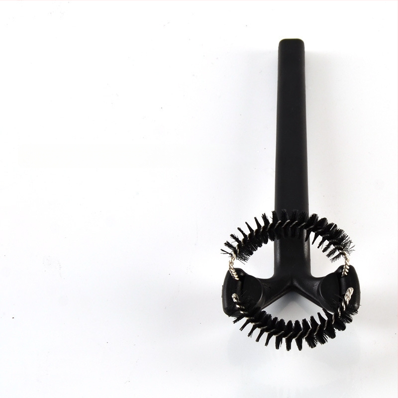 Poloautomatická čistiaca kefka na kávovar s odnímateľnou hlavou a rukoväťou pre espresso stroje