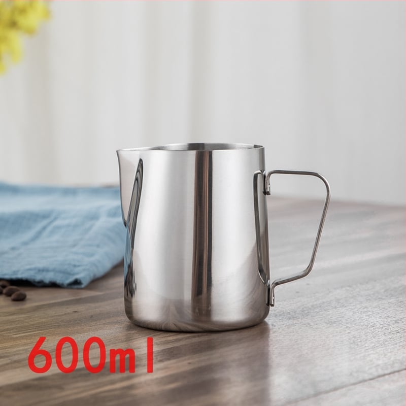 Kanica na latte art so špičatým výtokom, hrubšie telo z 201 nerezovej ocele, s meracou stupnicou