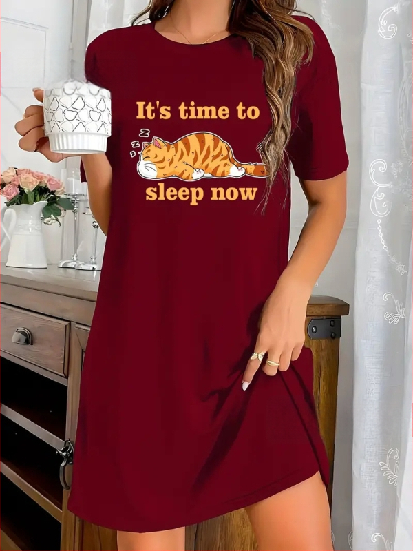 Jednodielne luxusné pyžamové šaty s kruhovým výstrihom, midi dĺžka, 100% polyester.