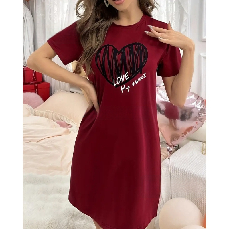 Jednodielne luxusné pyžamové šaty s kruhovým výstrihom, midi dĺžka, 100% polyester.