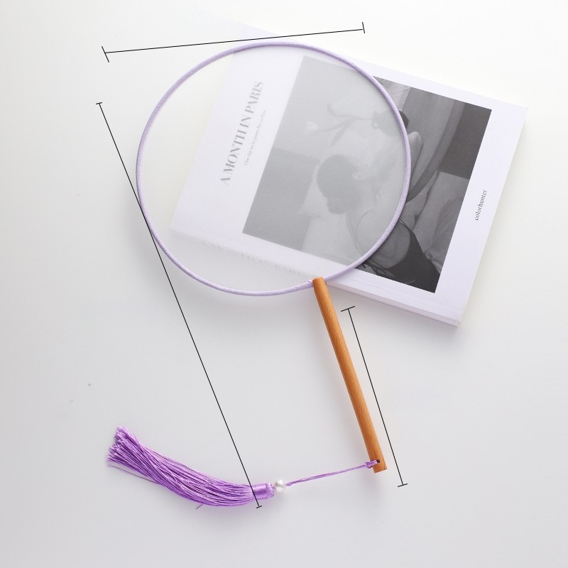 Ķīnas antīkā stila roku vents ar garu rokturi un pušķi, materiāls: audums, zīmols Tane, atsevišķa iepakošana