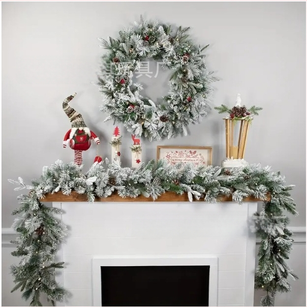 Beiqi PVC Kalėdų eglutės pakabukas – vainikas su rotango žiedu