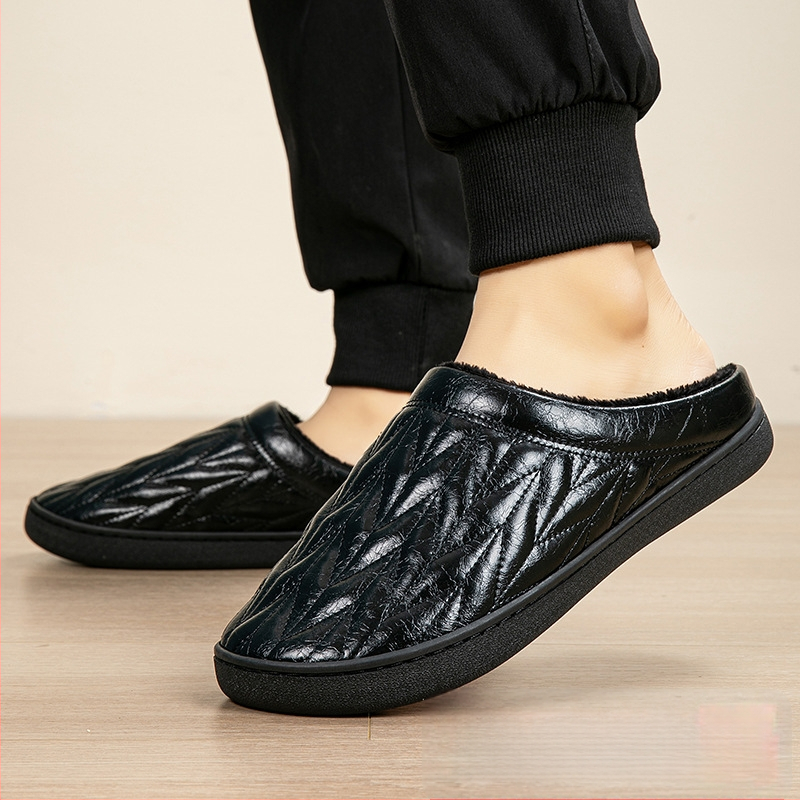 Pánske pohodlné papuče s hornou z mikrovláknovej kože, fleecová podšívka, gumová podrážka, nepremokavé a protišmykové