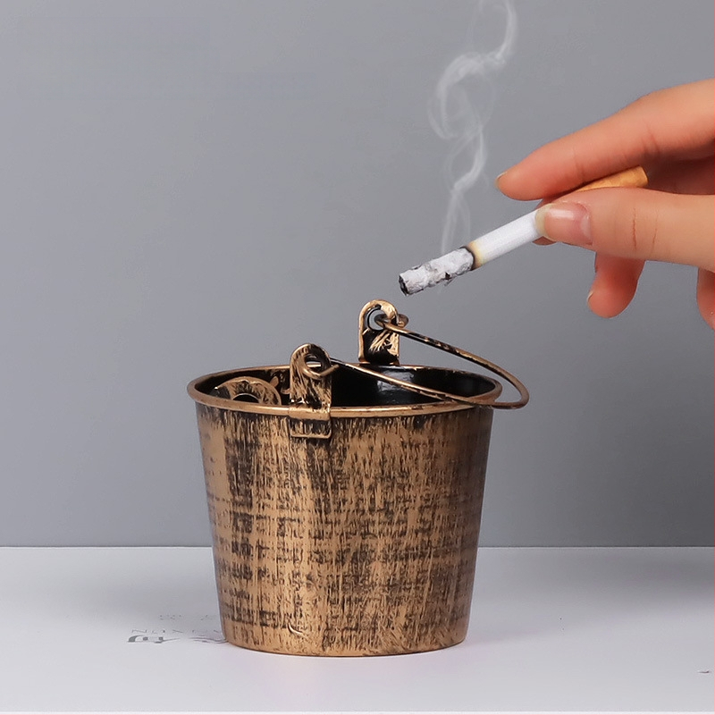 Popolník s dizajnom hlavy jelena, železný, škandinávsky retro štýl