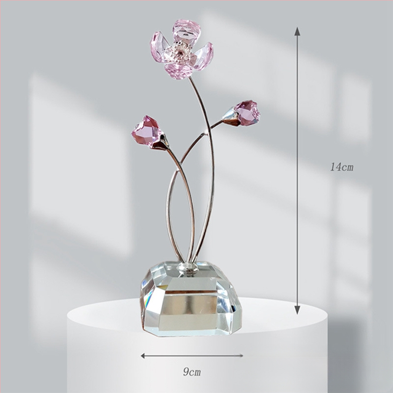 Kryštálová štvorlístka – večná kvetina, rastlinná ozdoba v darčekovej krabičke, moderný minimalistický štýl