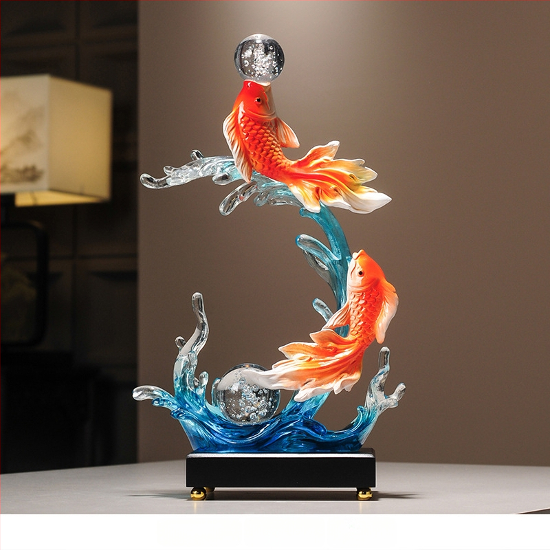 Figúrka koi z živice pre vstupnú halu a skriňu na víno, štýl Nový čínsky štýl, domáca dekorácia, vhodný obchodný dar