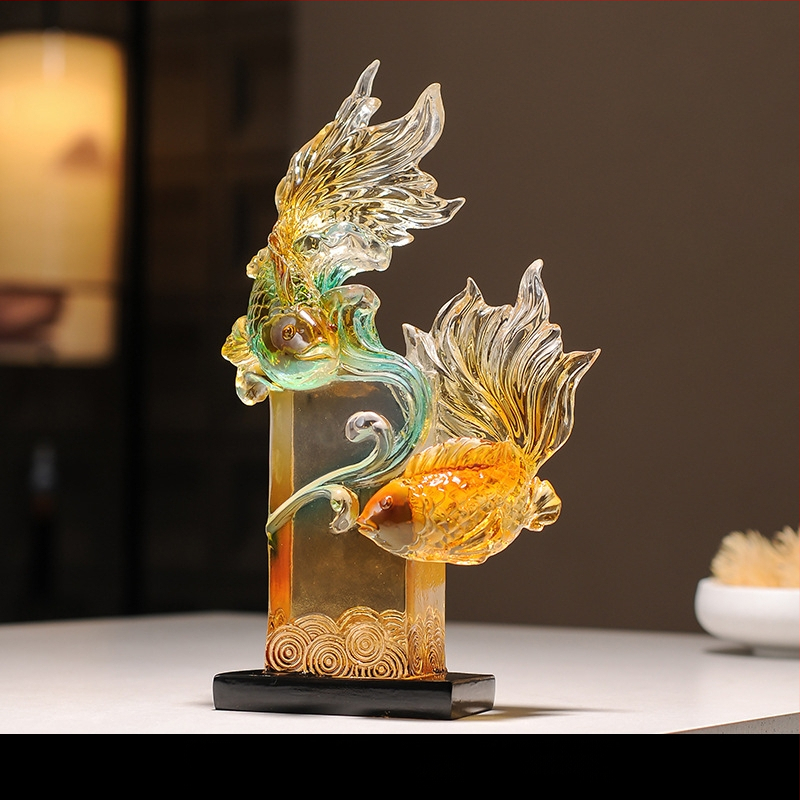 Figúrka koi z živice pre vstupnú halu a skriňu na víno, štýl Nový čínsky štýl, domáca dekorácia, vhodný obchodný dar