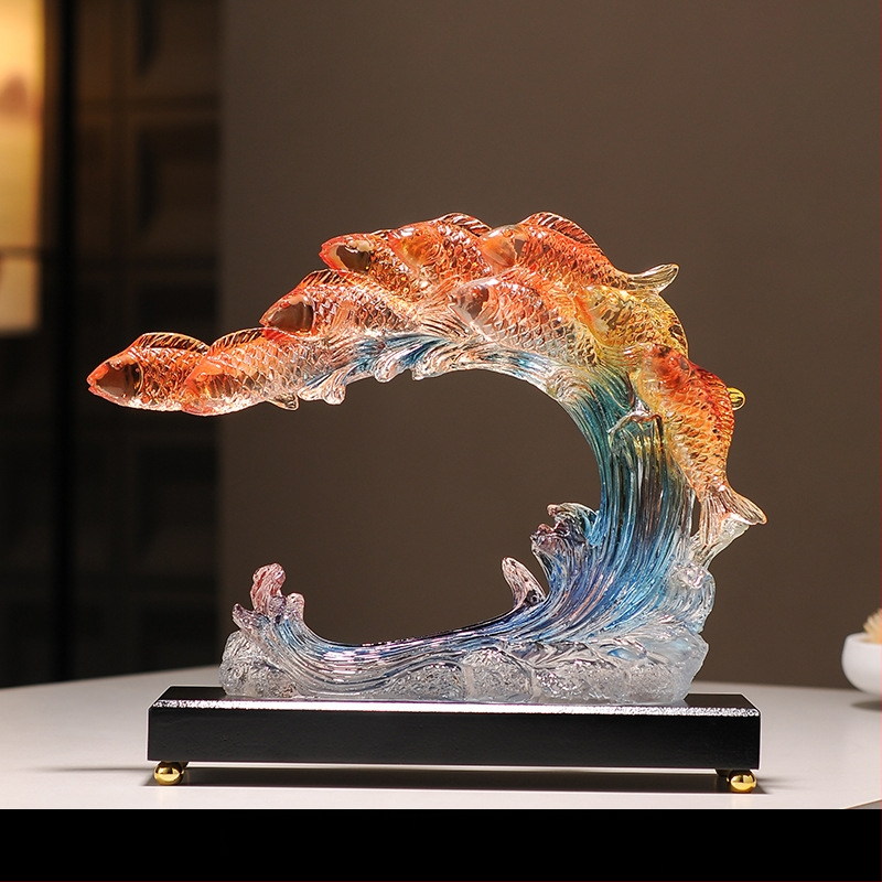 Figúrka koi z živice pre vstupnú halu a skriňu na víno, štýl Nový čínsky štýl, domáca dekorácia, vhodný obchodný dar