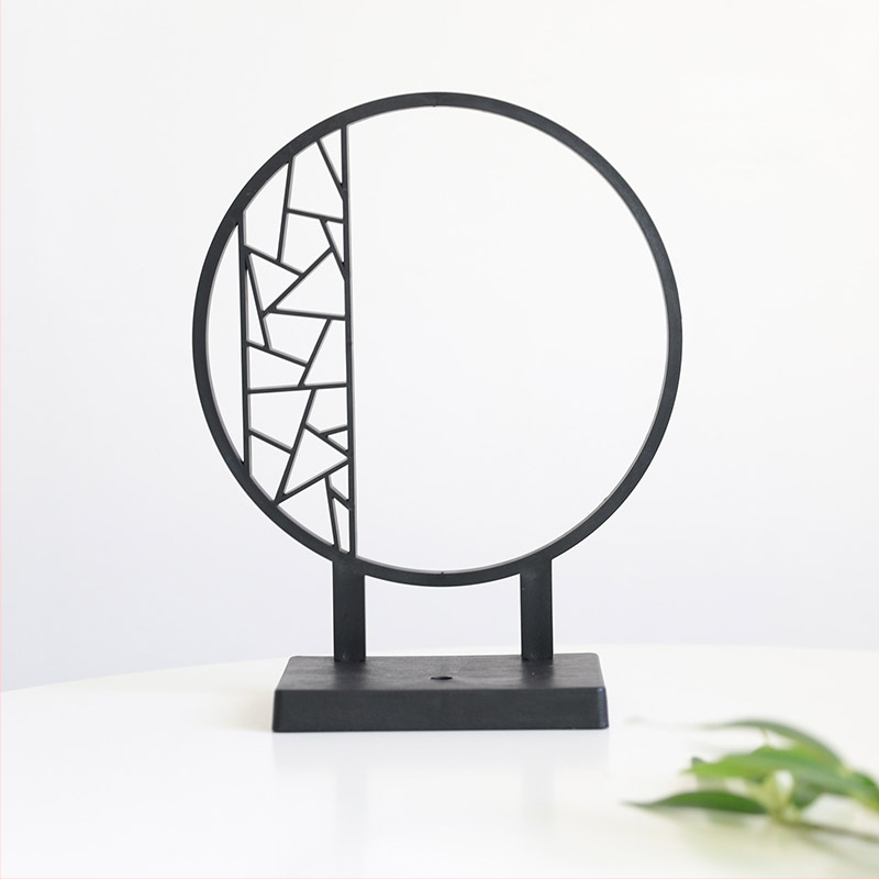 Rozdeľovač stola v čínskom štýle s bambusovými listami a motívmi Zen kvetov, polobloková obrazovka (Nie je dovezený; Nie je dar; Bez IP povolenia)