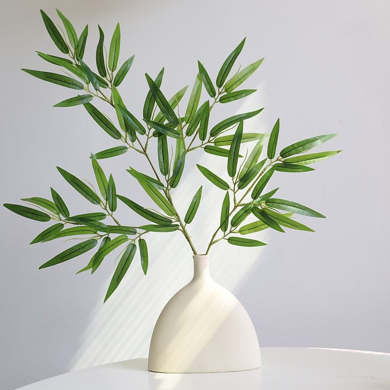 Rozdeľovač stola v čínskom štýle s bambusovými listami a motívmi Zen kvetov, polobloková obrazovka (Nie je dovezený; Nie je dar; Bez IP povolenia)