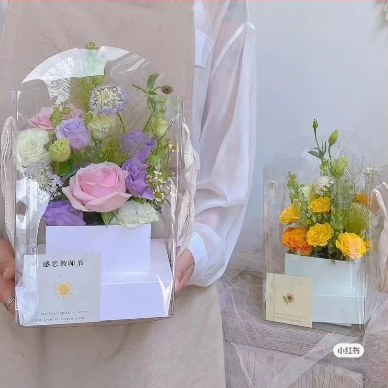 Prenosná priehľadná PVC krabička na kvety, skladacia; biela kartónová konštrukcia; obchodný štýl; darčekové balenie; Henglong; Zhejiang