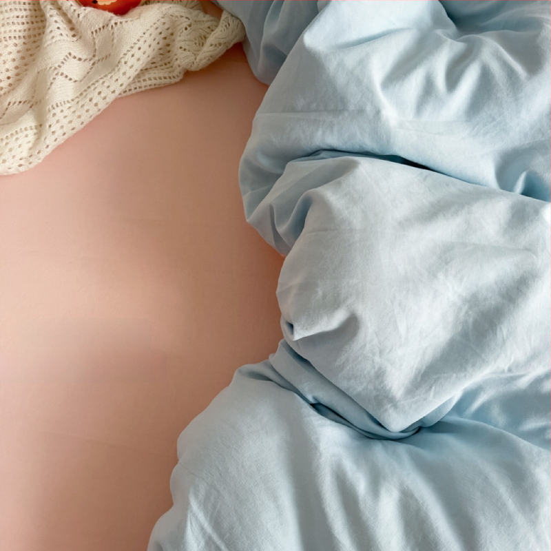 Only Rich umytý bavlnený štvordielny set posteľnej bielizne, jemný k pokožke, reaktívny potisk a farbenie, twill tkanina