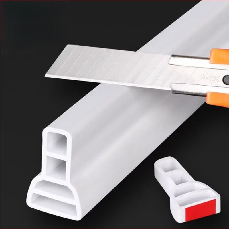 Pružná kúpeľňová vodná bariéra, samolepiaca páska na suché/mokré delenie, značka Puming