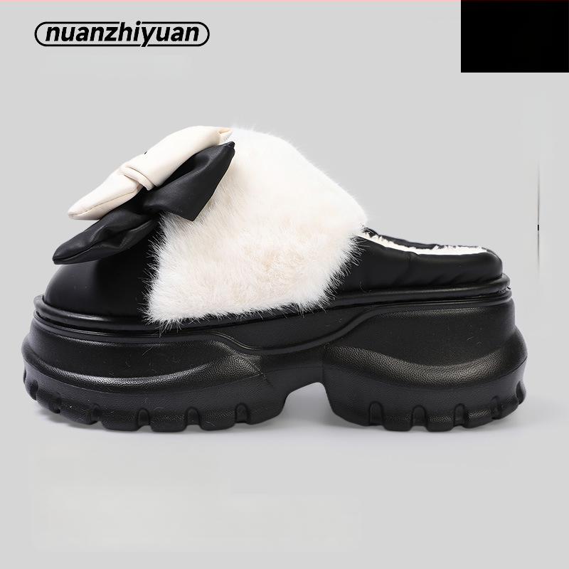 Naise mikrofiberist puuvillased sussid kunstliku karvase vooderduga, EVA talla, 6–8 cm konts, paks talla talveks siseruumides ja väljas kandmiseks.