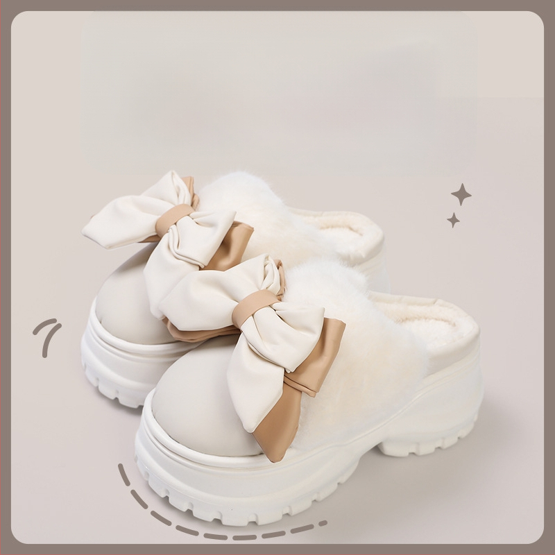 Naise mikrofiberist puuvillased sussid kunstliku karvase vooderduga, EVA talla, 6–8 cm konts, paks talla talveks siseruumides ja väljas kandmiseks.