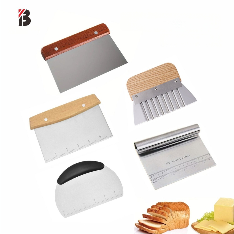 Nôž na cesto s drevenou rúčkou, škrabka na múku z 430 ocele, tlač loga, možnosť prispôsobenia