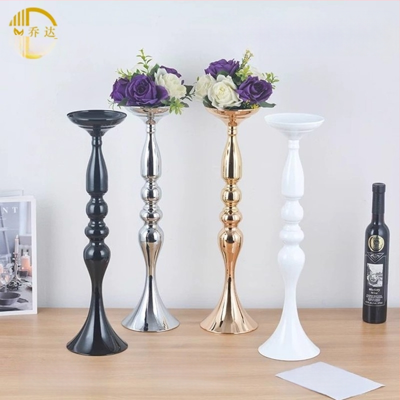 Mermaid Display Stand — zliatina, držiak na sviečky a váza na kvety, moderný svadobný dekor