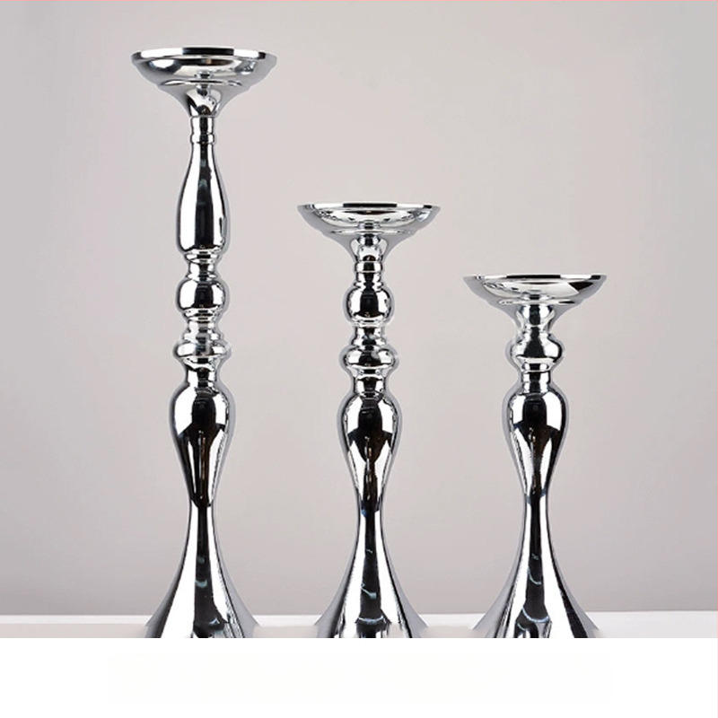 Mermaid Display Stand — zliatina, držiak na sviečky a váza na kvety, moderný svadobný dekor