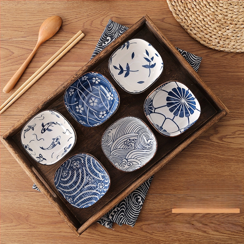 Keramická štvorcová miska na korenie s pruhovaným vzorom, retro štýl, podglazúrované prevedenie, mikrovlnná rúra vhodná, možnosť prispôsobenia