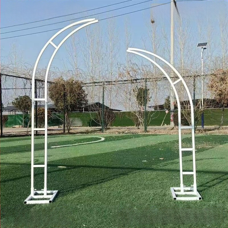 Svadobný oblúk na kvety z železa, tvar krávieho rohu, vonkajšia záhrada (Príležitosť: Svadba; Darček: Osobný dar; Kategória: Darčeková krabička; Narodeniny; Vianoce)