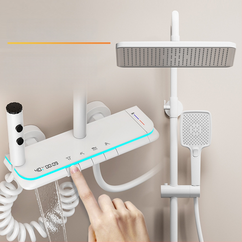 Meďový sprchový set, nástenná montáž, horná sprchová hlavica, regulácia teploty, LED osvetlenie s digitálnym displejom