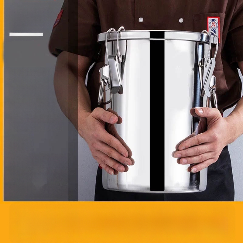 Box na skladovanie ryže z 304 nerezovej ocele so vlhkosťou odolným uzáverom a západkou, objem 10 l alebo viac