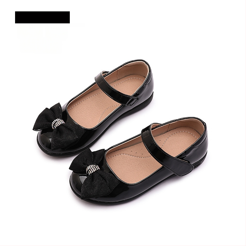 Dievčenské topánky z PU, čínskeho štýlu, s Velcro remienkom, PU vnútro a stielka, podrážka z TPR