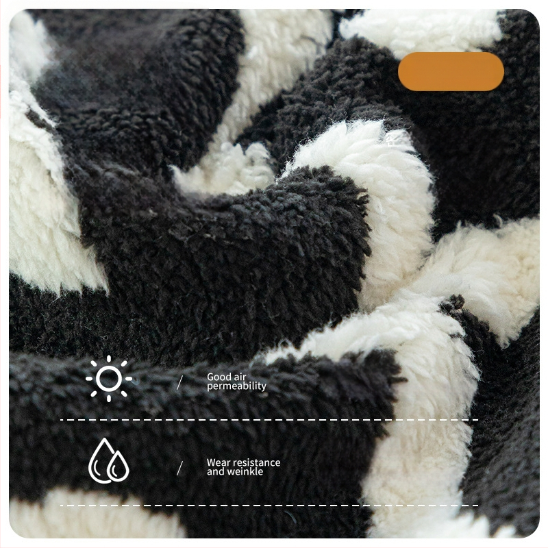 Trijų vietų sofų pagalvė - pūkuotas audinys, paprastas modernus stilius, audinio dizainas, dulkių dangtis