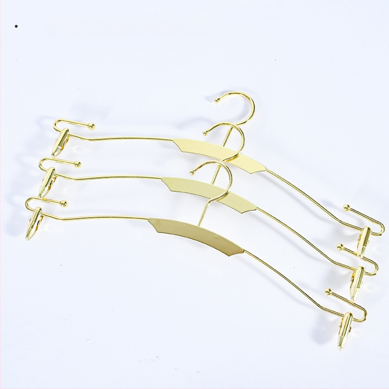 Stolný stojan na spodné prádlo s kovovým vešiakom na podprsenky