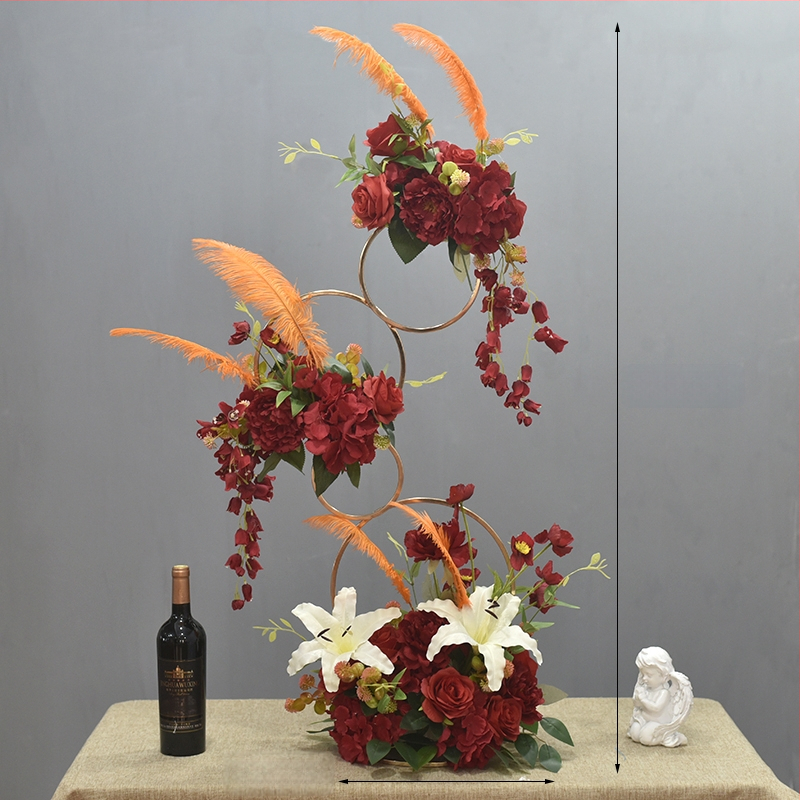 Donut tvarovaný ozdobný kovový kvetinový doplnok so hodvábnymi margarétami