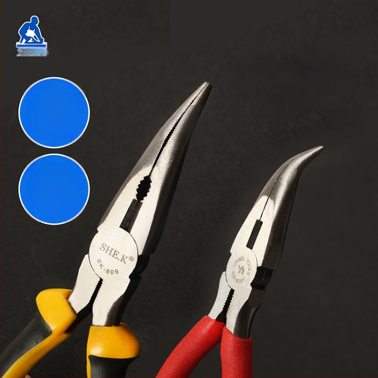 Kliešte s oblou ústou, s dlhým nosom s zubami, zahnutou hlavou, izolované, 45# oceľ