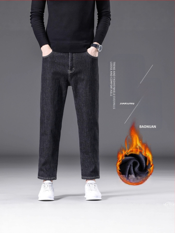Pánske džínové nohavice so strihom rovno, zimnou podšívkou, stredný pás, mierne elastická látka