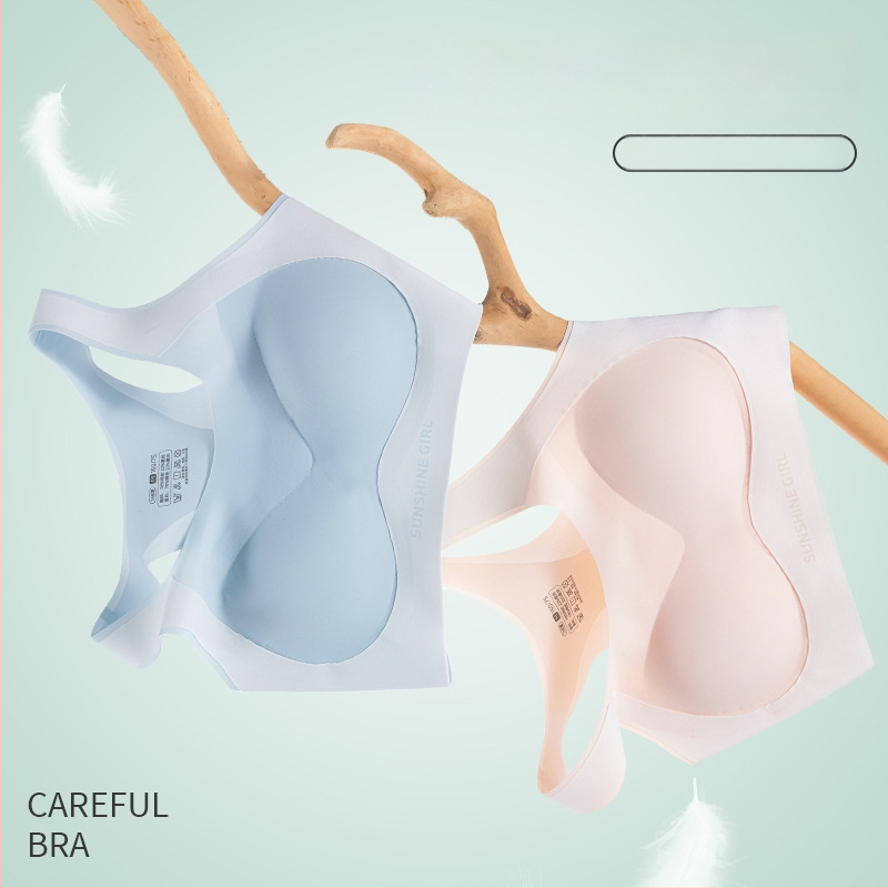 Dievčenská športová podprsenka, antibakteriálna, bezšvová, plné košíky s tenkou bavlnenou výstelkou, hlavný materiál nylon, podšívka 80% nylon/20% spandex, pevné dvojité ramienka