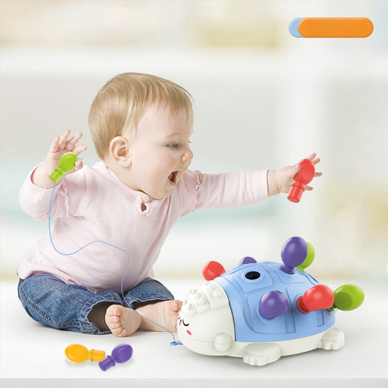 Puzzle s vkladacím ježkom pre batoľatá - plast, značka Le again, balenie farebná krabička, vhodné pre 4-6 rokov, rozvíja jemnú motoriku a koordináciu ruka-oko