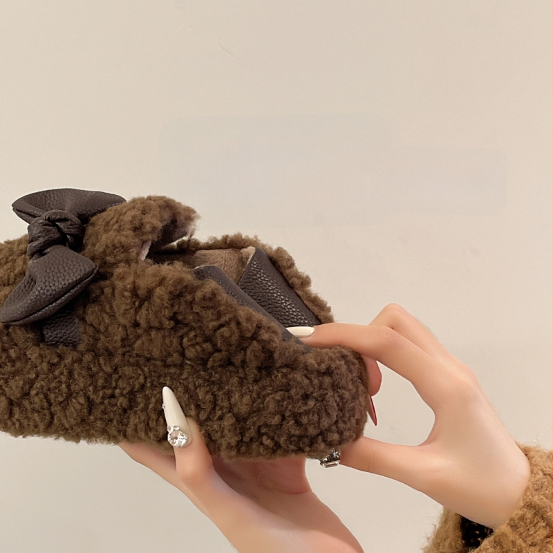 Γυναικείες παντόφλες-λοφέρ με γούνα, παχιά σόλα — βελούρ επάνω μέρος, εσωτερική επένδυση από τεχνητή γούνα, ύψος τακουνιού 3–5 cm, χαμηλός σχεδιασμός