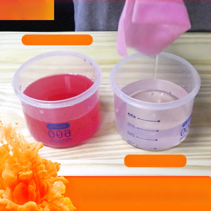 Prací utierka proti zafarbeniu (netkaná textília; obsah aktívnych látok 75–80%; 10 g na kus; balenie 500 kusov)