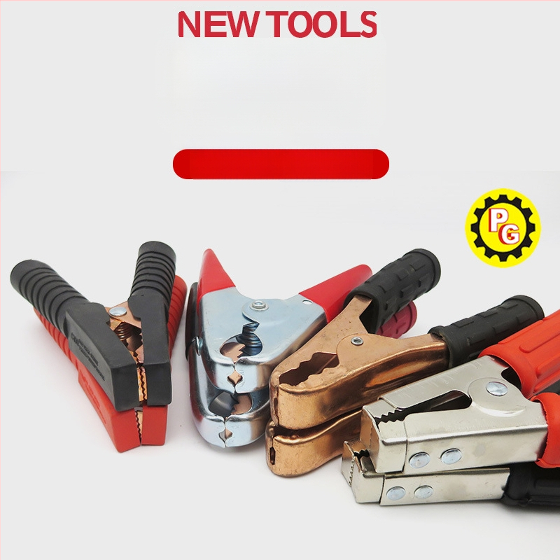 1000A svorka k autobatérii so živým vodičom na nabíjanie a testovanie