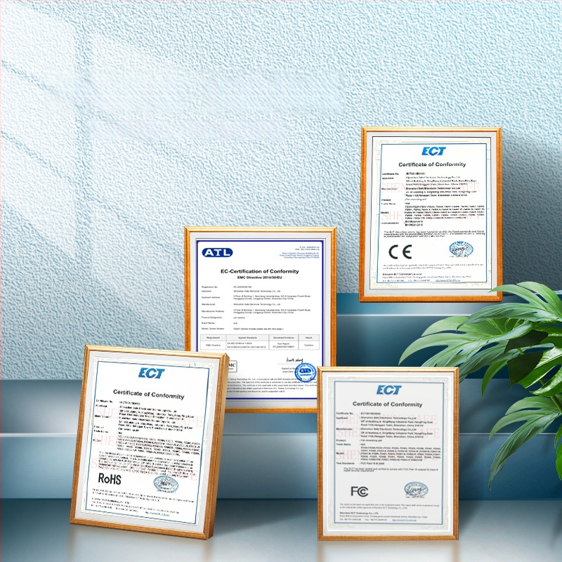 Držiak poznávacej značky, model YSJ-0170; Univerzálny typ vozidla; Nastaviteľný uhol 90–170°; Rozlíšenie 928x520; Video signál AV