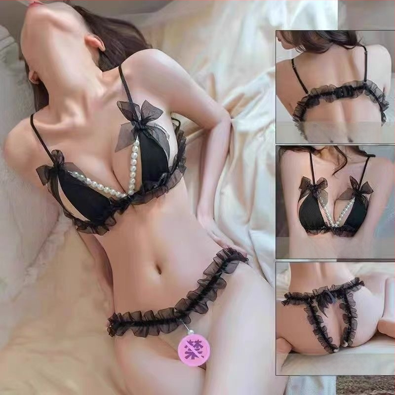 Naiste aluspesu komplekt kolmetri disainiga, pärlidetailid ja läbivaat pits avatud eesosaga (polüesterkangas 90–95%)