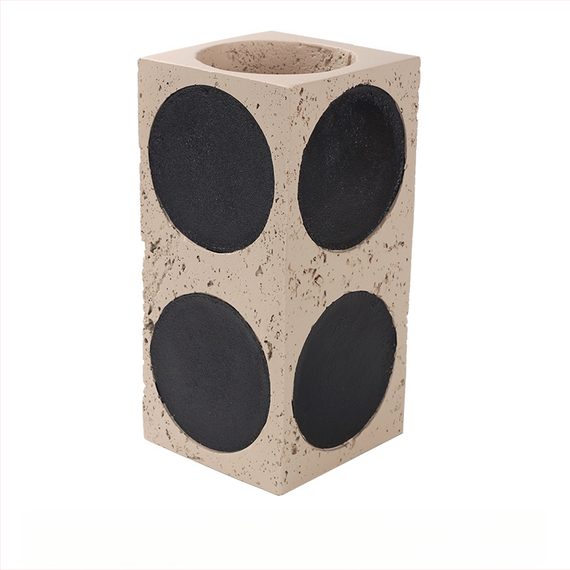 Váza – syntetická živica • moderné umelecké štýly • kartónové balenie • dekor do pracovného priestoru