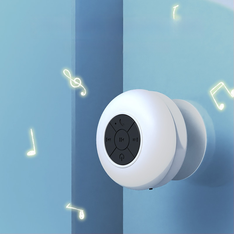 Портативен Bluetooth високоговорител със присоска, IPX7 водоустойчив, обхват 10 м, 5W изход, вграден акумулатор 2000-4000mAh