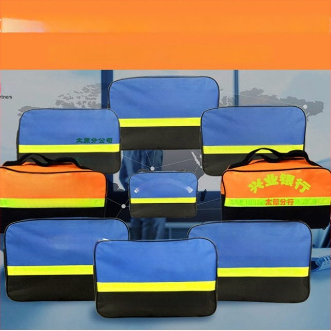 Automobilový núdzový set s viacerými nástrojmi a hasicím prístrojom, prenosný — Brand Town Head; Materiál: textil; Prispôsobenie: Nie